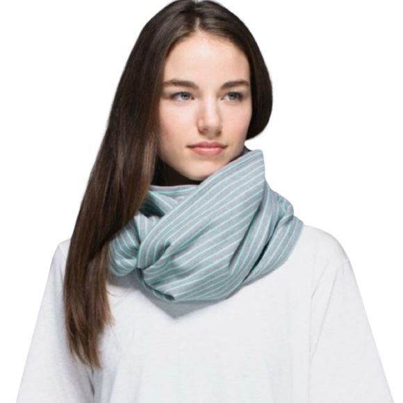 Lululemon Vinyasa Scarf Rulu Striped Menthol Heathered Slate Snaps, OS - Picture 1 of 9